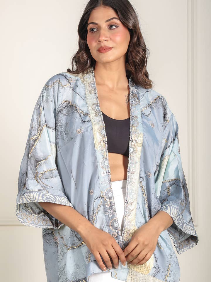 DEEPTI SC - Wholesale Kimono - Women's - SHORT KIMONO WITH SLEEVE 5001EMB1