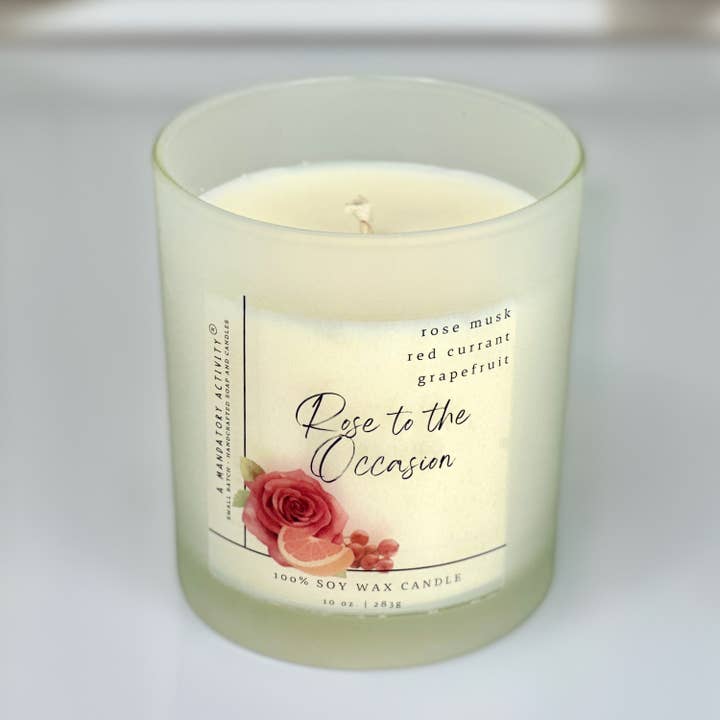 Rose à l'Occasion | Bougie en Cire de Soja Rose Musc pour la vente par A Mandatory Activity, LLC