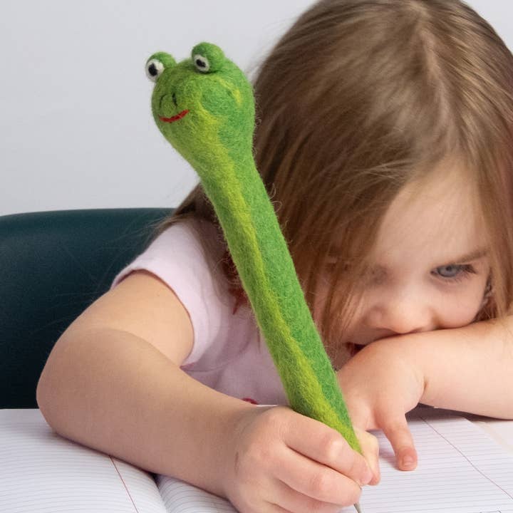 Penna Topper - Groda för wholesale av The Winding Road