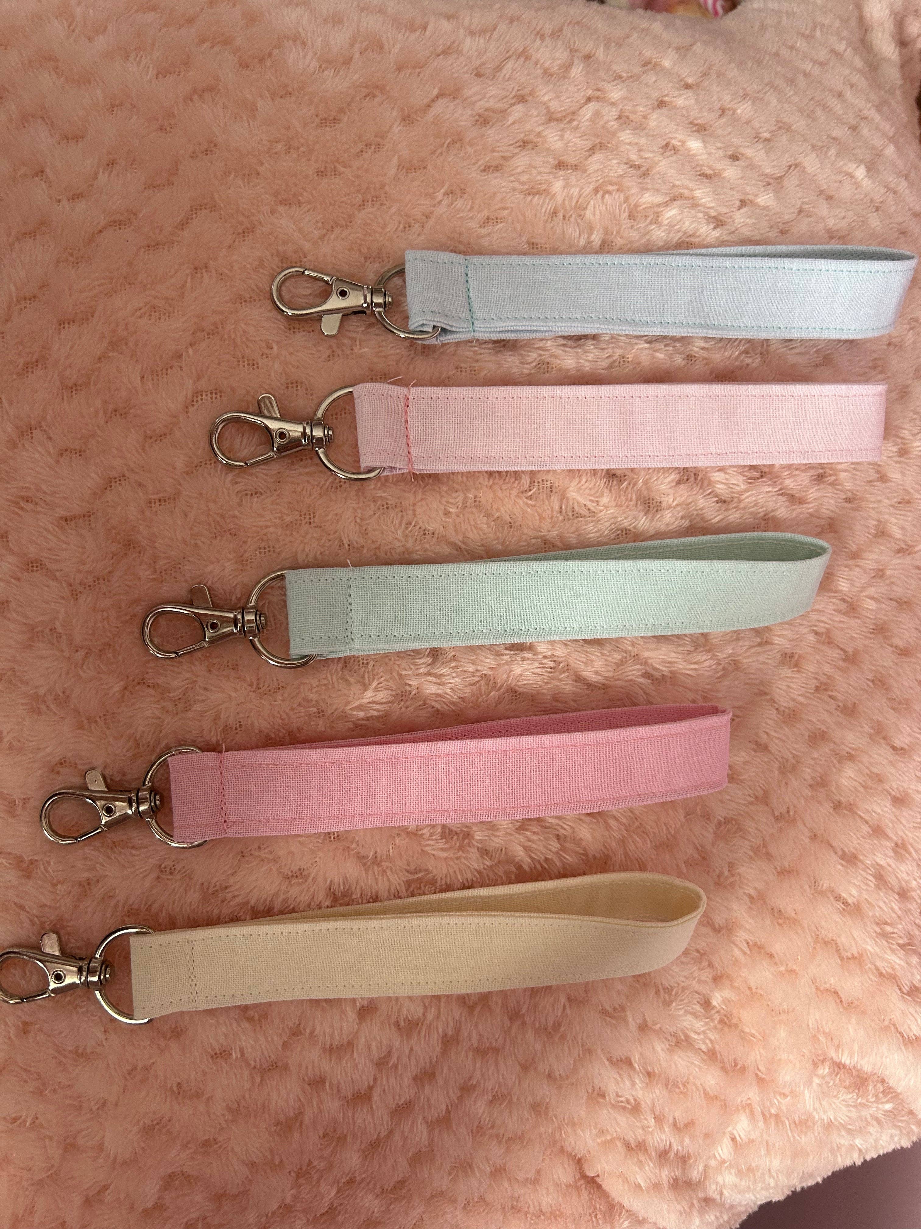 Megan Louise Creations – wholesale Wristlet – Plain colour wristlet5