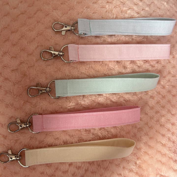 Megan Louise Creations – wholesale Wristlet – Plain colour wristlet5