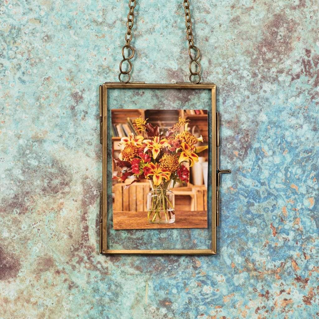 Mytri Designs – wholesale Picture frame – Antique Brass Photo Frame2