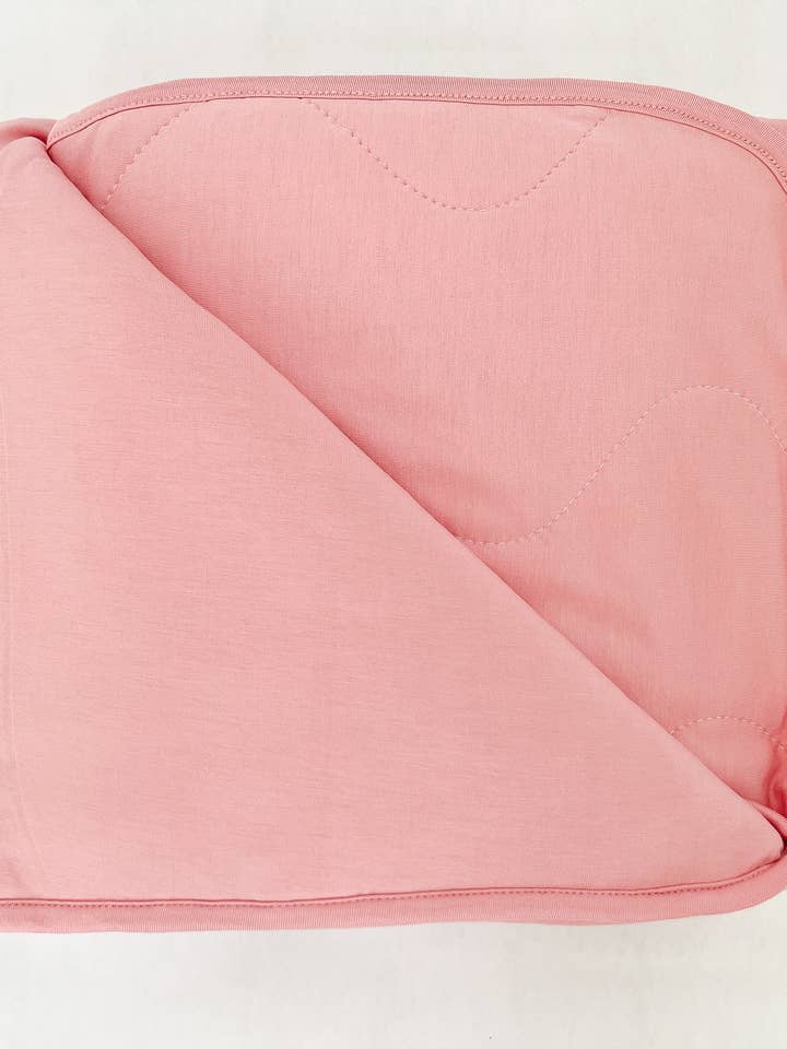 NODNAL Co. - Wholesale Bedding Blanket - Kids & Baby - Bamboo Quilted Blanket in Dusty Rose1