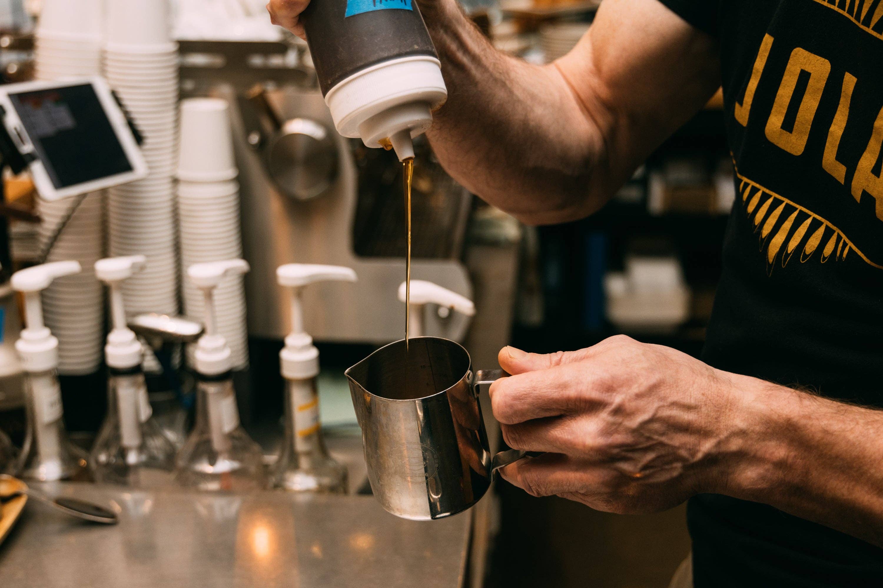 MAHSA CHAI - Wholesale Powdered Health Drink - MAHSA CHAI Starter Kit: Barista Canister + Refill Bag6