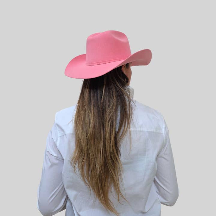 Chapeau de cow-boy occidental Hamish - Rose pour la vente par PETRA SAVAGE