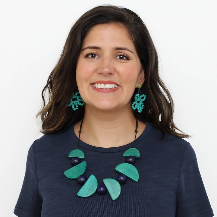 Sylca Designs - Venta al por mayor Gargantilla ancha - Collar llamativo con forma de babero con cuentas de media luna en color azul marino y azul marino