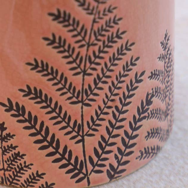 Dibor – wholesale Vase – Fern Leaf Embossed Pink Milk Churn Flower Vase5