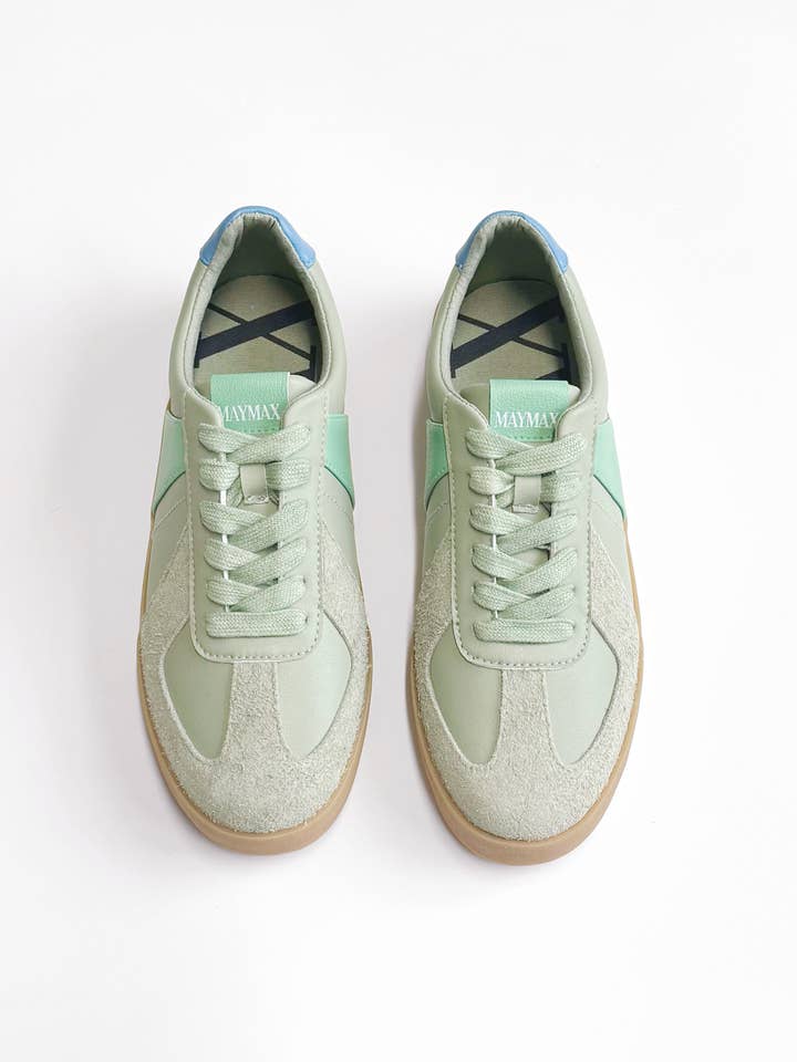 Coureur Vert Sauge Rétro pour la vente par MAYMAX SNEAKER