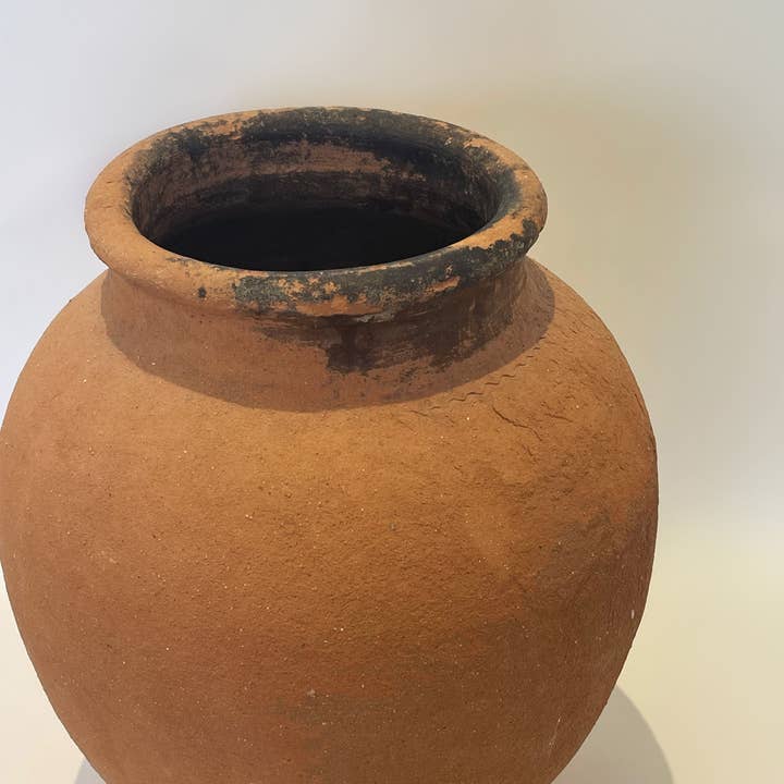 GEORGE – Engroshandel Pyntekrukke – Portugisisk Terra Cotta Olivenkrukke