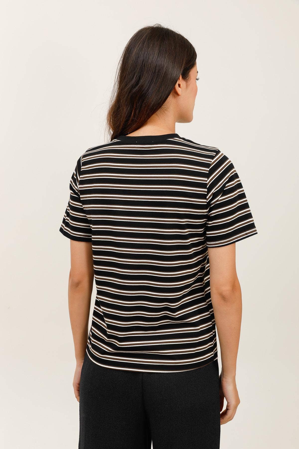 Daphnea - Wholesale T-Shirt - Women's - 31981 STRIPED T-SHIRT3