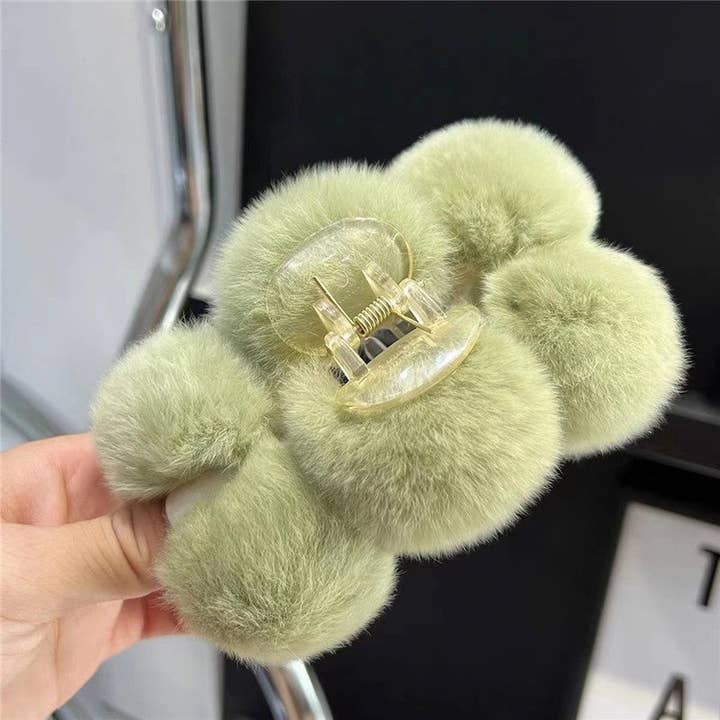 FurDecoration – Engroshandel Hårspænde - Dame – Fluffy Rex kaninpels store hårkloklip