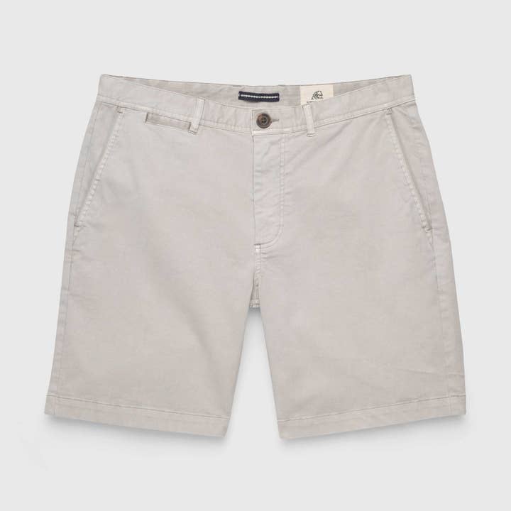 Short en sergé extensible Andrew 7,5" - Pierre pour la vente par SURFSIDESUPPLY
