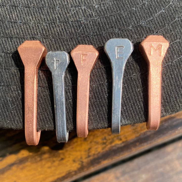 Hästsko Spik Hattklämmor Silverfärg för wholesale av AB Tack Design