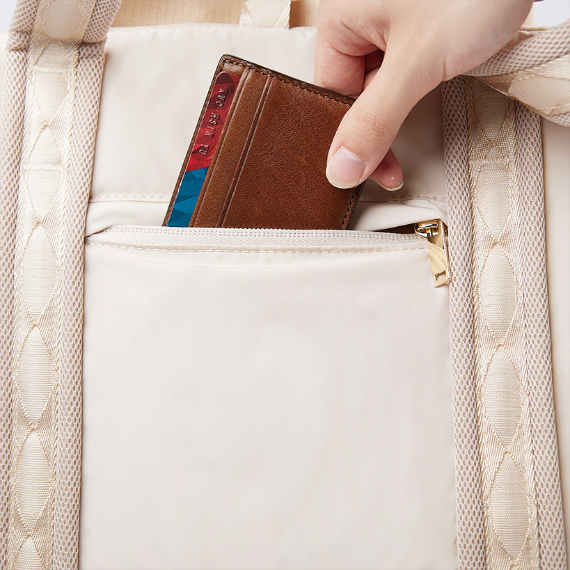 Pups & Bubs - Wholesale Pet Carrier - Dog - Everywhere Convertible Tote Bag | Dog Carrier | 2 Colors11