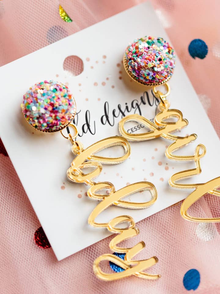 Orecchini Birthday Girl per la vendita all'ingrosso da parte di TLD Designs