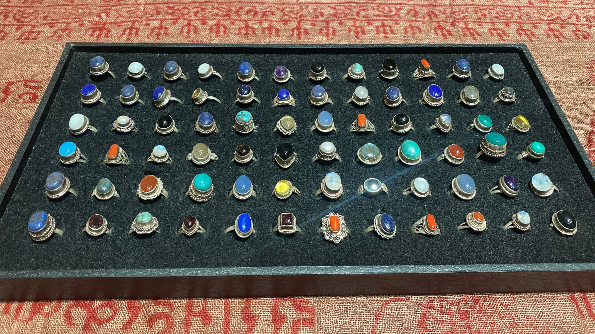 Katmandu Trading Co. - Vendita all'ingrosso Anelli cocktail/statement - Anello in argento sterling con pietre semipreziose assortite (M)1