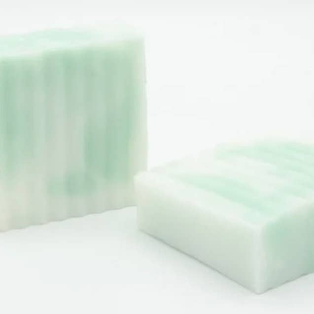 Barres pour le corps au savon au thé vert pour la vente par BEAUTIFUL WELLNESS