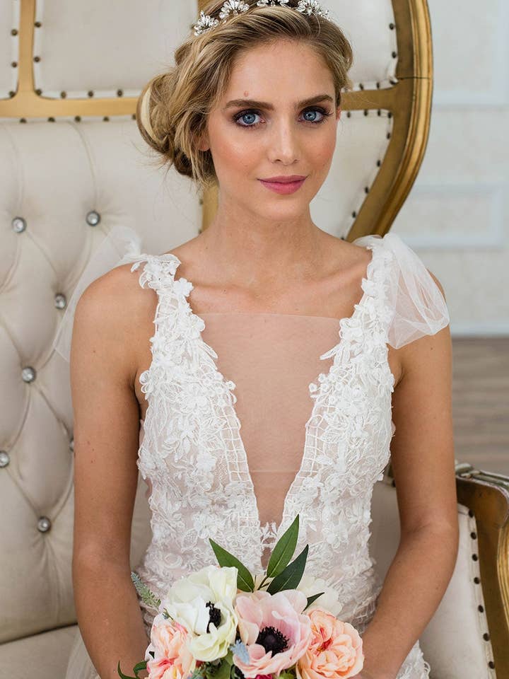 COURONNE DE ROME pour la vente par Brides & Hairpins