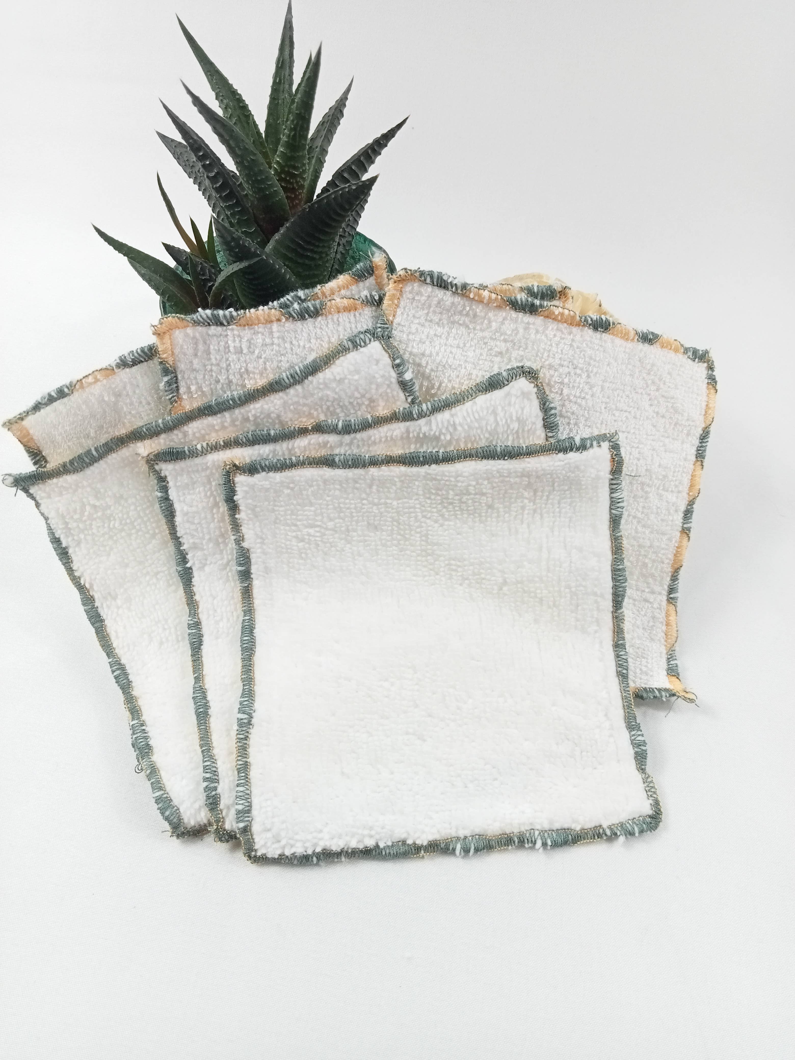 ZHENZHI – wholesale Face & body wipes – Set of 6 double-sided bamboo makeup remover pads3