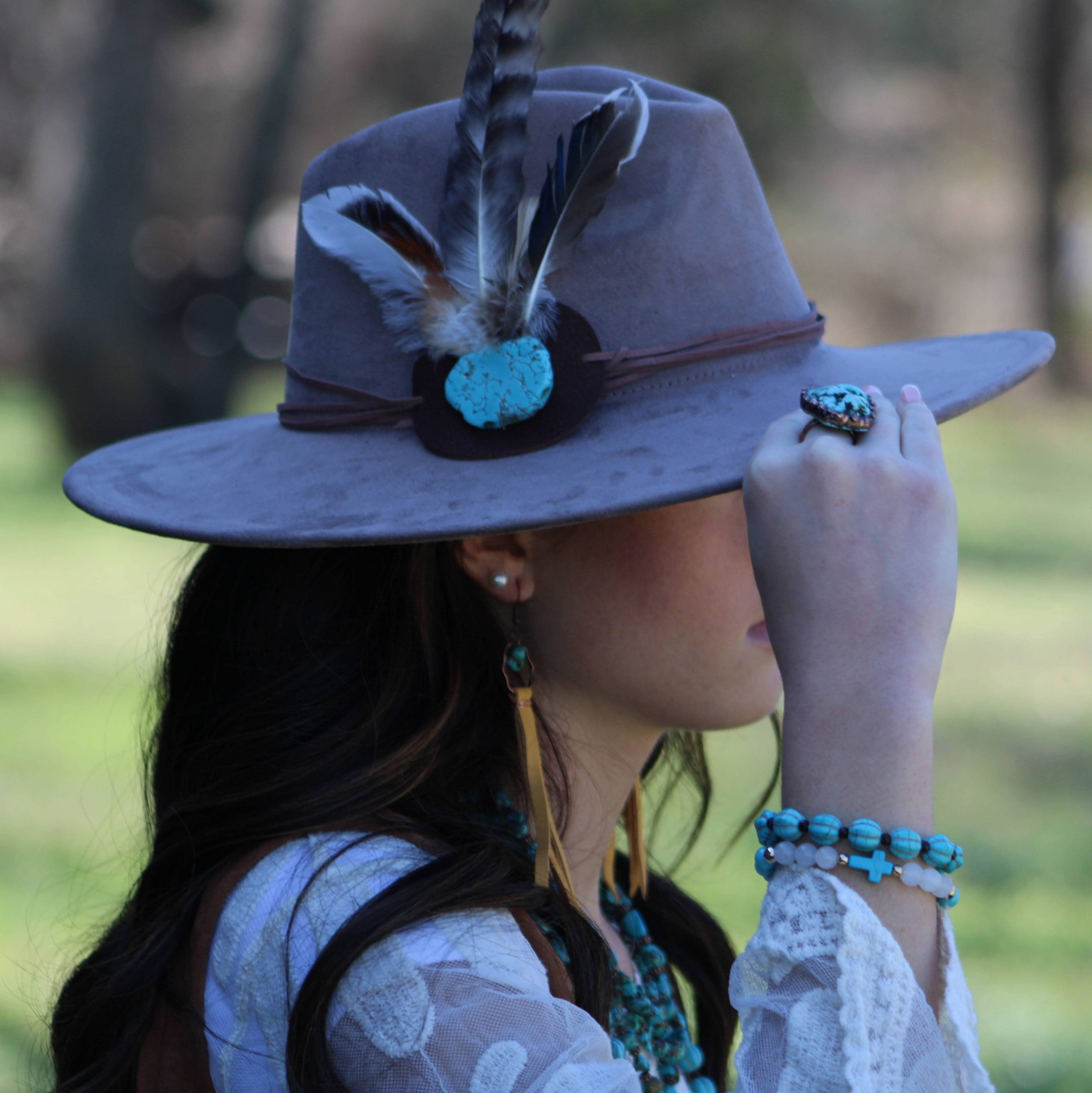 The Jewelry Junkie - Wholesale Beaded Bracelet - **Turquoise Blue Melon Beaded Stretch Bracelet 809g4
