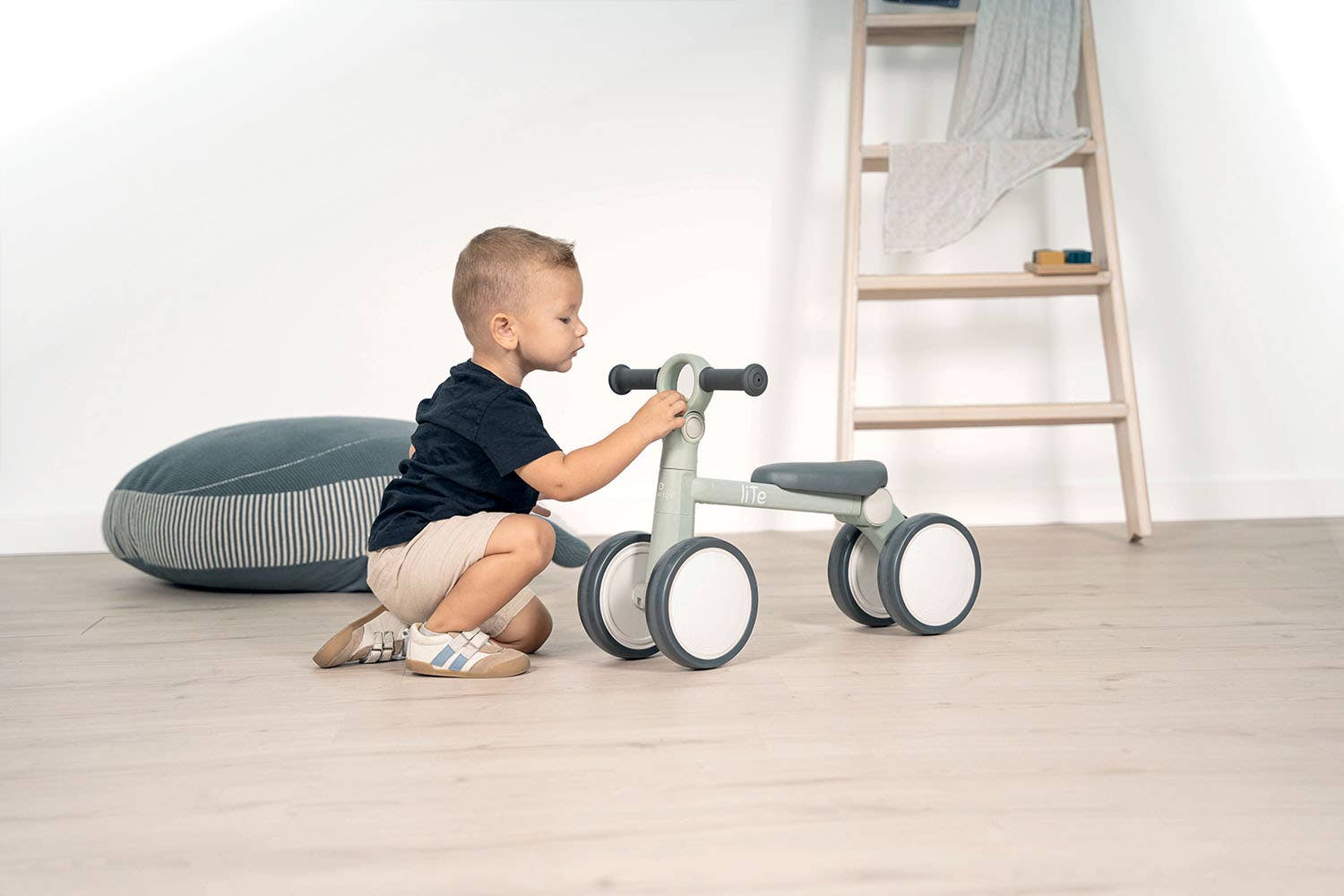 Olmitos S.A - Wholesale Bike/Scooter - Kids - Lite city bike8