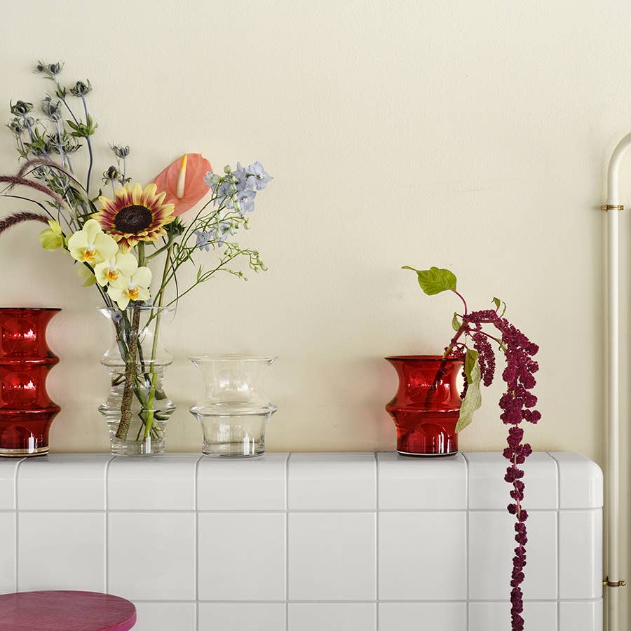 Kosta Boda - Wholesale Vase - Pagod Vase Red Small3