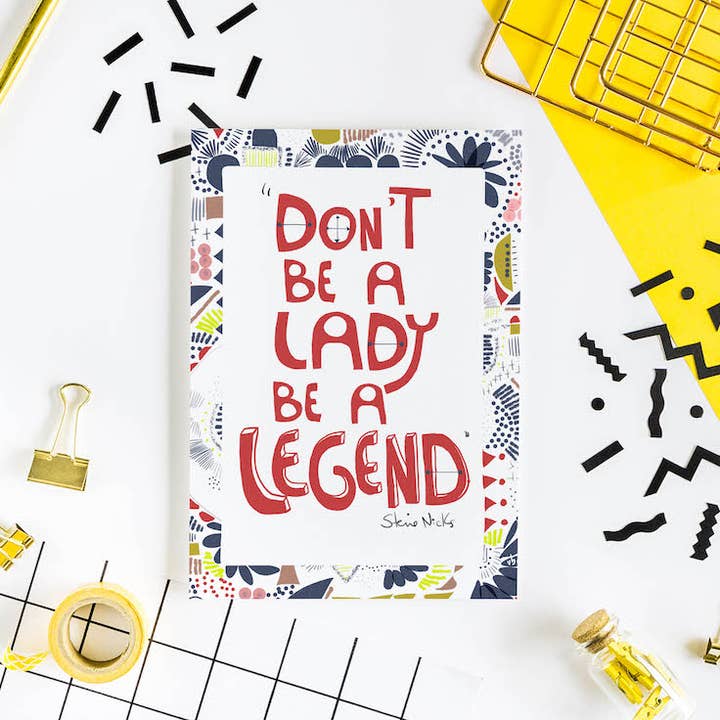 Violet Red Studio – Großhandel Ermutigungskarten – Sei keine Dame, sei eine Legende | Stevie Nicks Zitat1