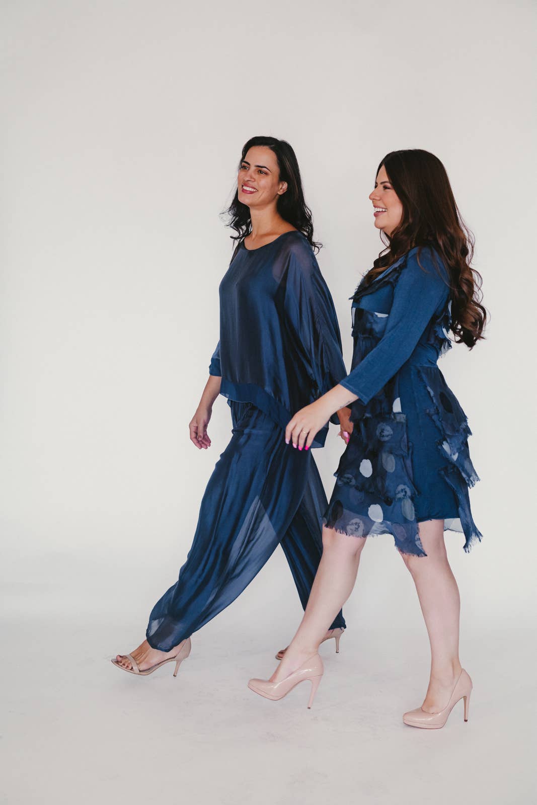 Dance in Paris - Wholesale Blouse - Women's - Silk Top - Round Neck with a Crepe Trim Finish2