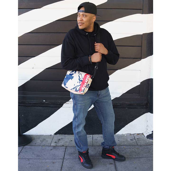 Malia Designs - Wholesale Messenger Bag - Women's - Mountain Small Messenger Bag5