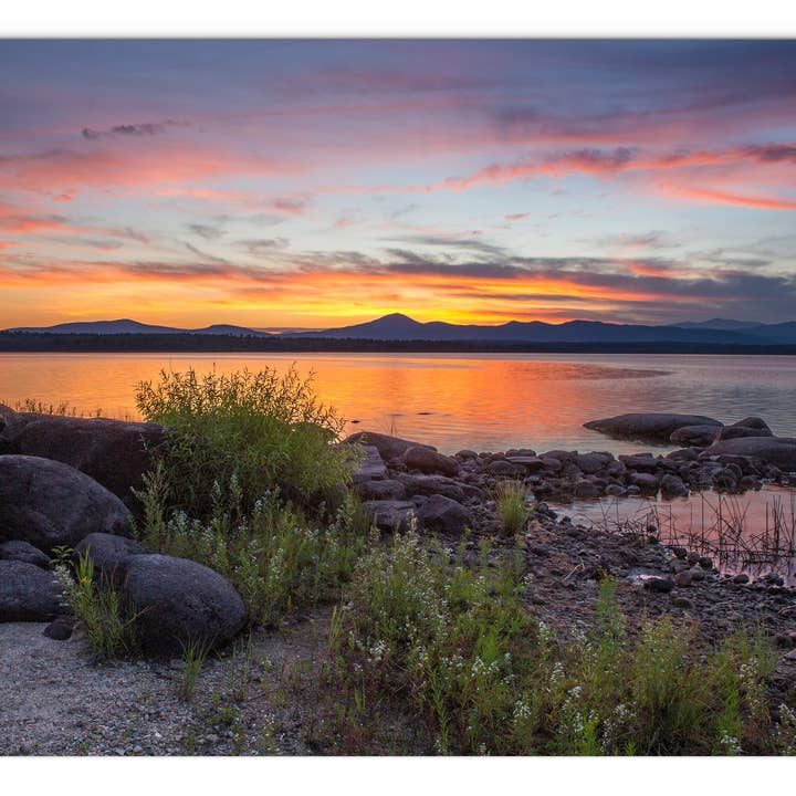 Panel de cristal Kearsarge Sunset de Chris Whiton para venta al por mayor de American Brand Studio