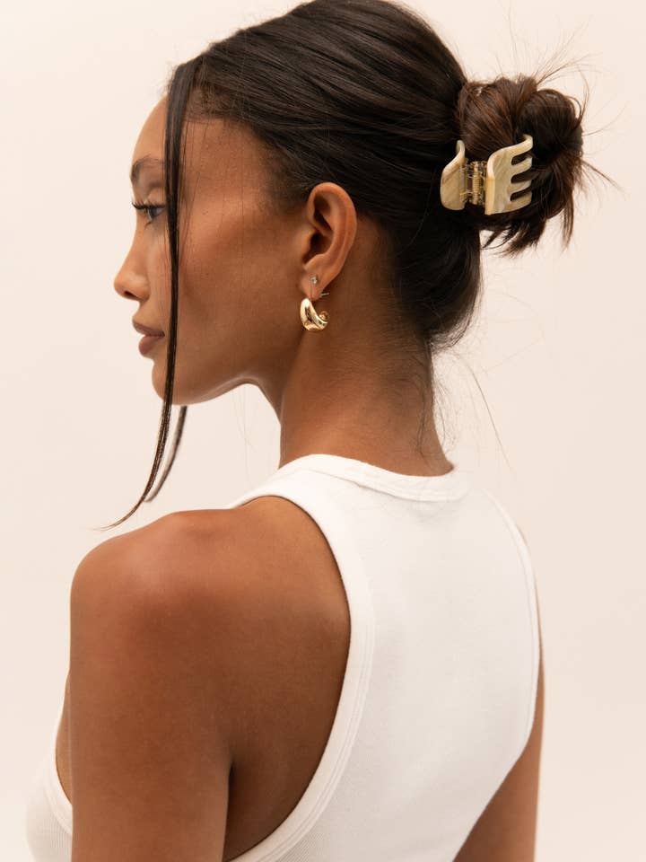 Sculpt Clip aus Eiche für den Großhandel von Kōv Essentials (No duties or tariffs for CA+USA)