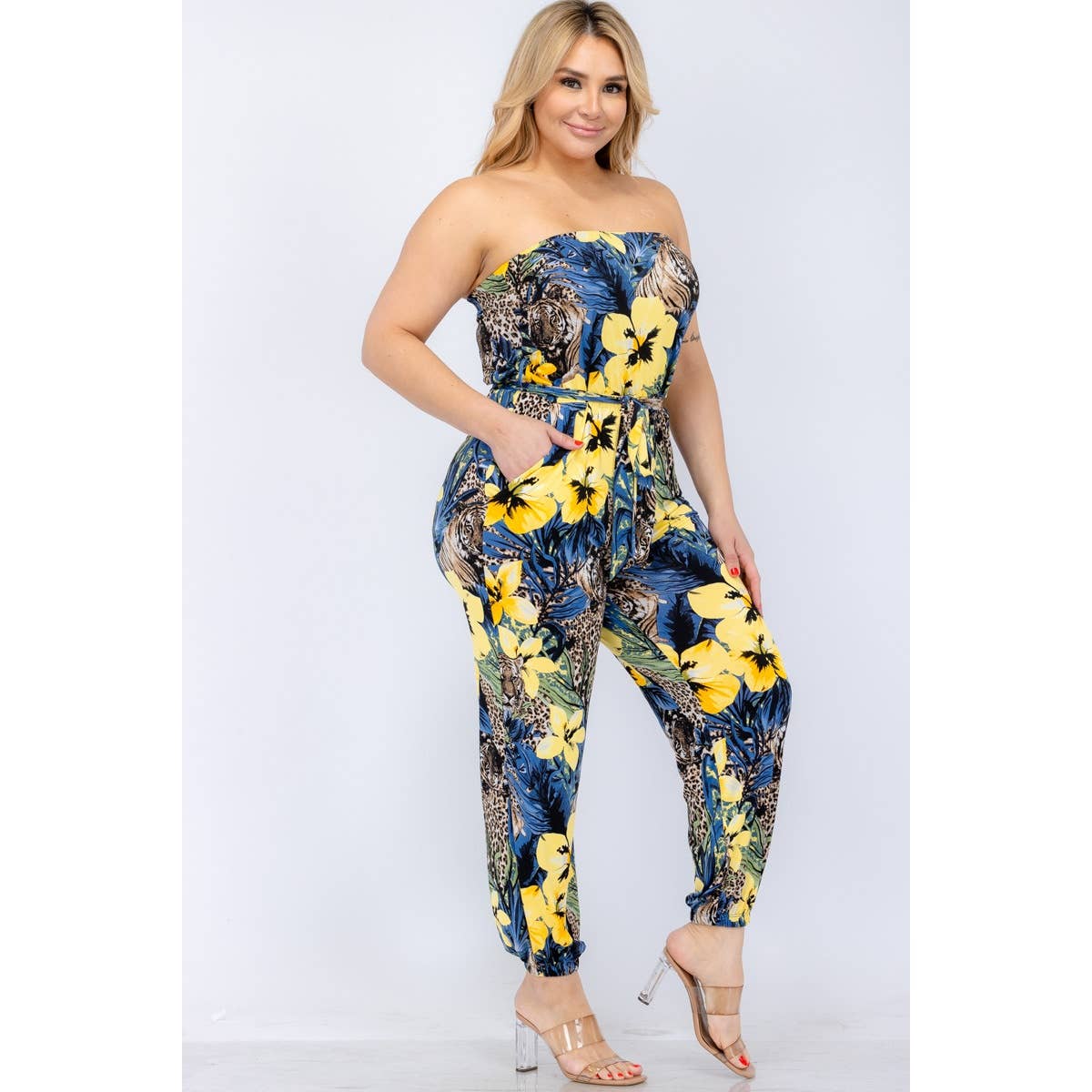 Curve Market – wholesale Jumpsuit – Women's – PLUS SIZE TROPICAL LEOPARD TUBE STRAPLESS JOGGER JUMPSUIT2