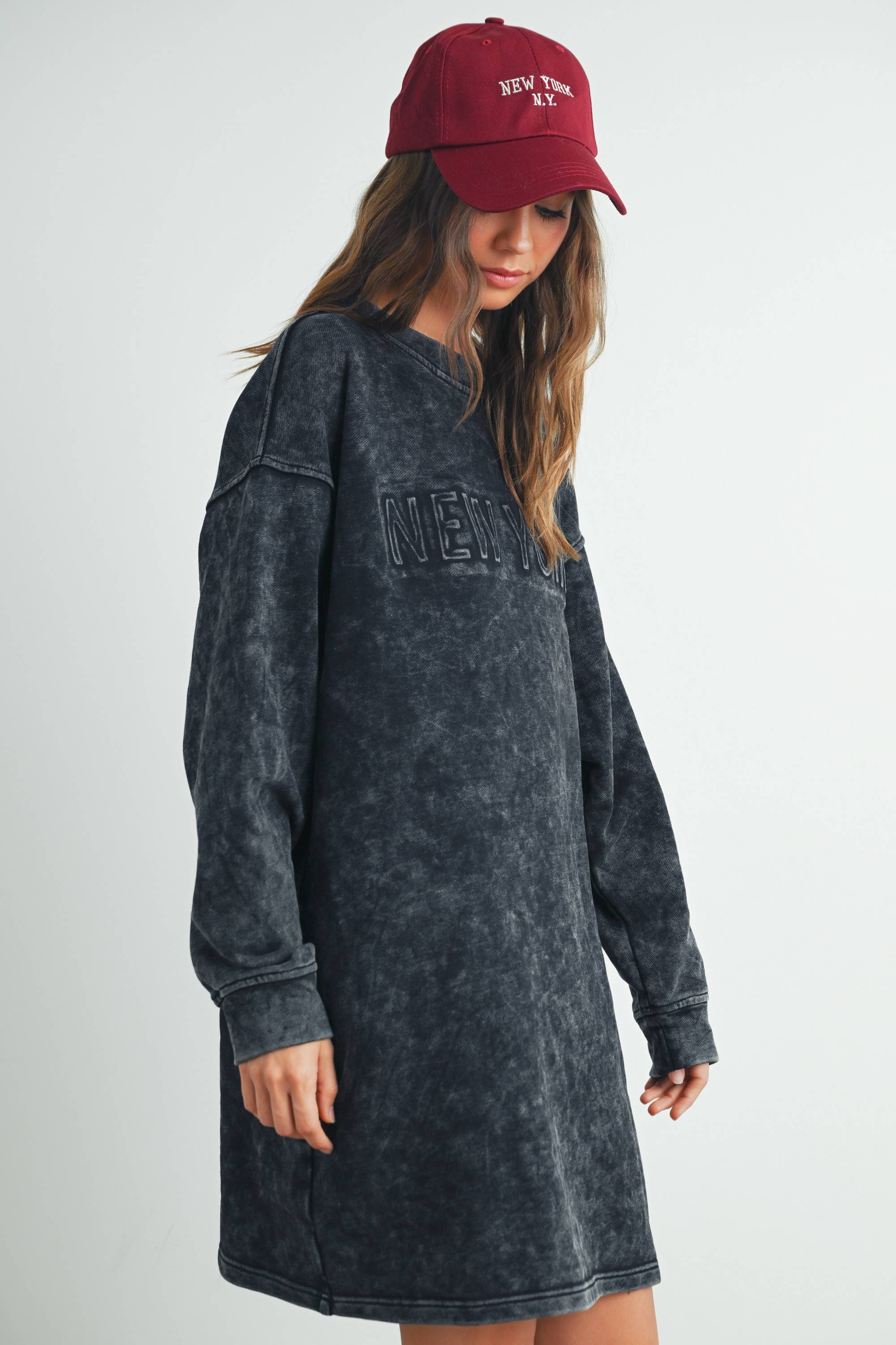 BUTTERMELON – Engroshandel Kjole - Dame – Lang acid wash sweatshirt-kjole - BMD753842