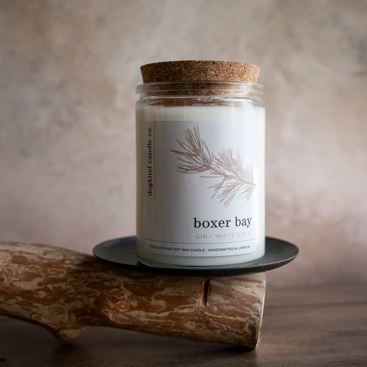 Dogkind Candle Co - Venta al por mayor Velas en tarros - Boxer Bay - ginebra seca + abedul blanco