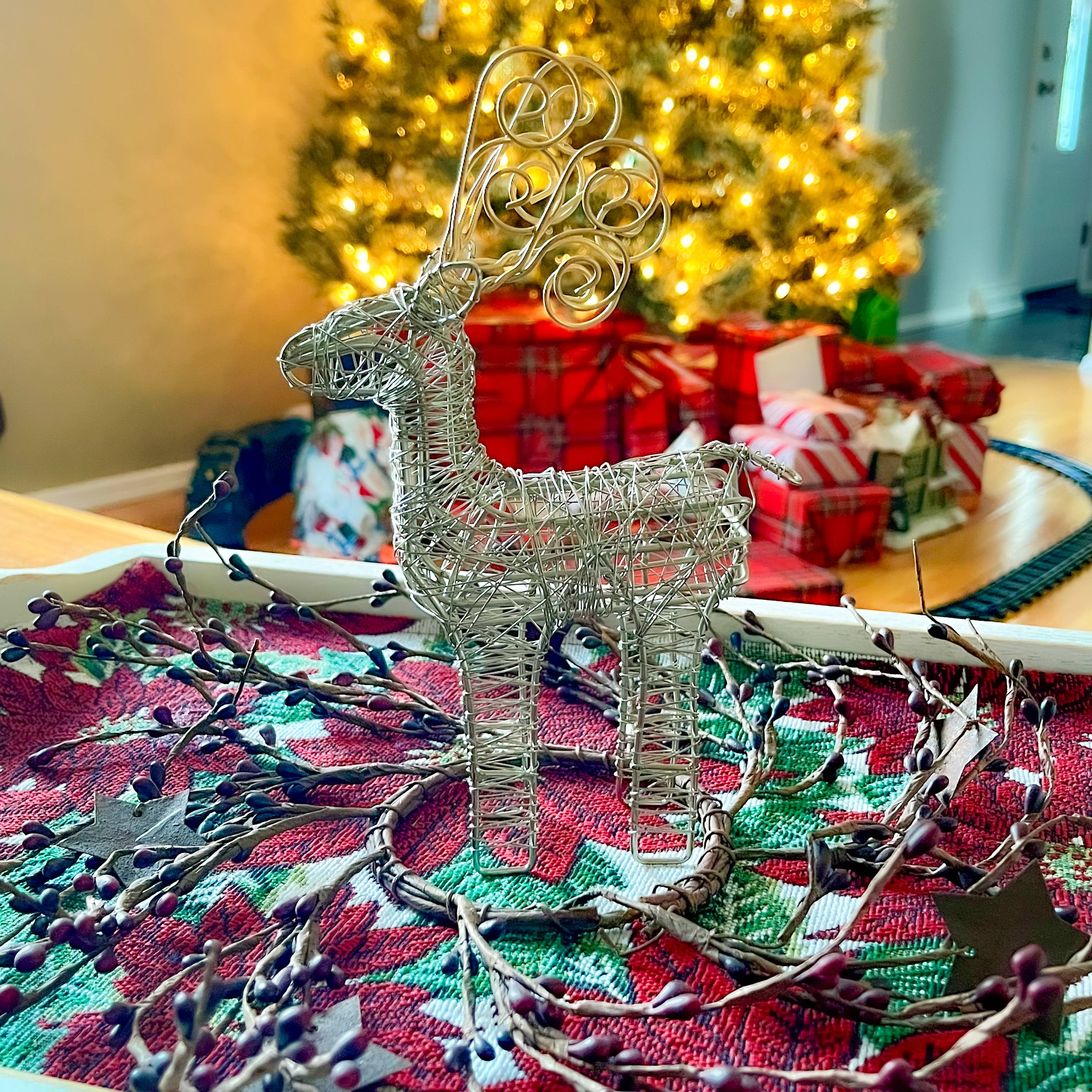 Mira Fair Trade - Wholesale Christmas Decoration - Gold Antler Wrapped Wire Reindeer1