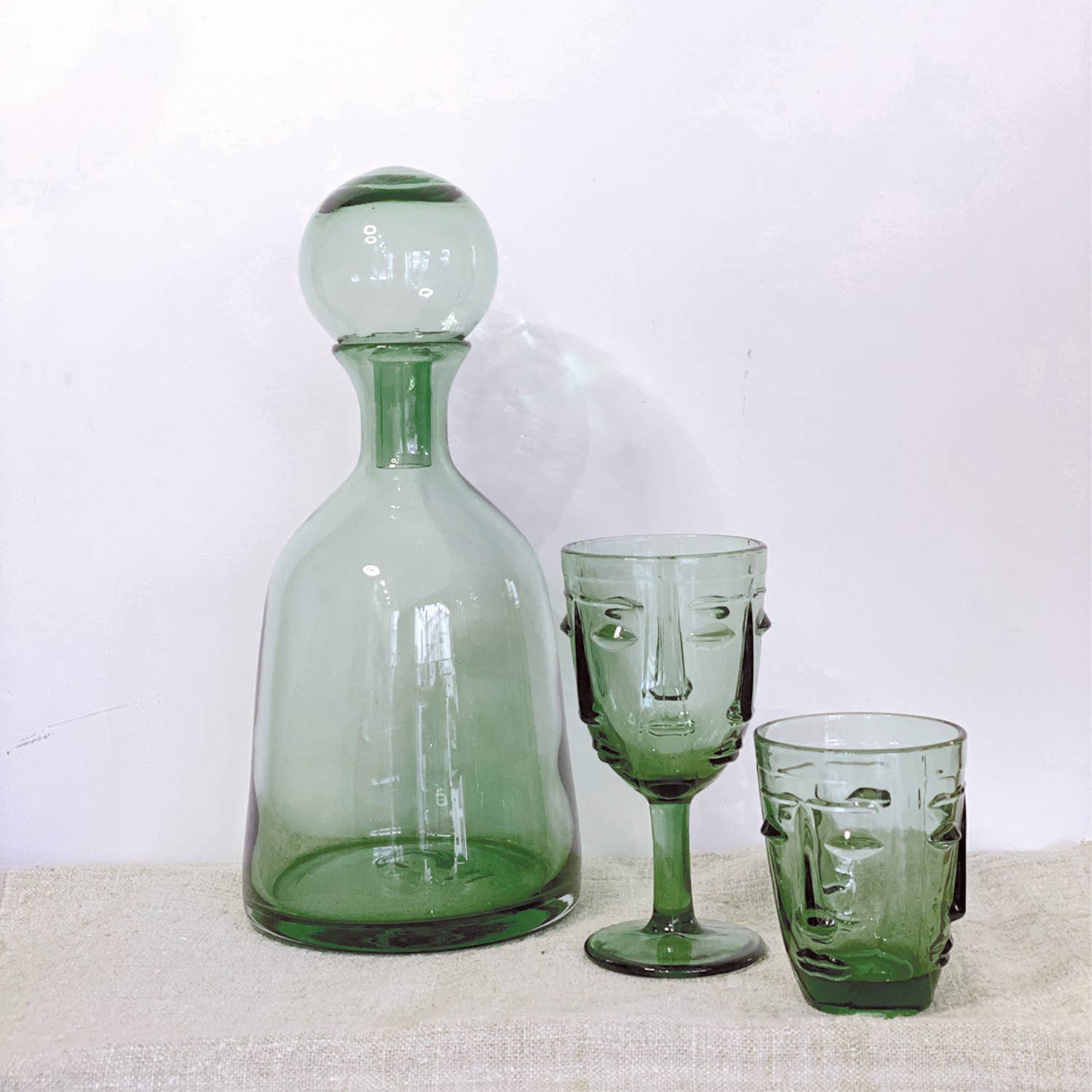 Green face tumbler glass D8 H10cm for wholesale on Faire4