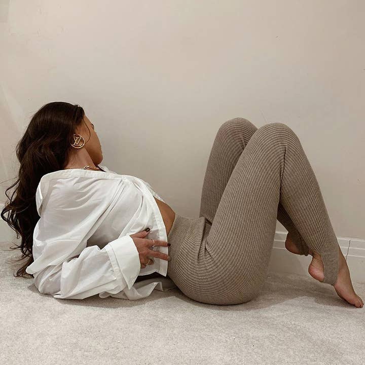 Lily Clothing - Wholesale Athletic/Lounge Leggings - Women's - SLIM-FIT YOGA PANTS STOMPING TIGHT SWEATPANTS