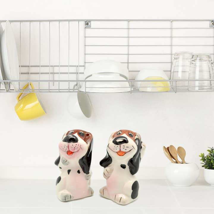 European Heritage Gifts - Wholesale Salt & Pepper Shaker Set - Animal Salt & Pepper Shakers Dogs Basket2