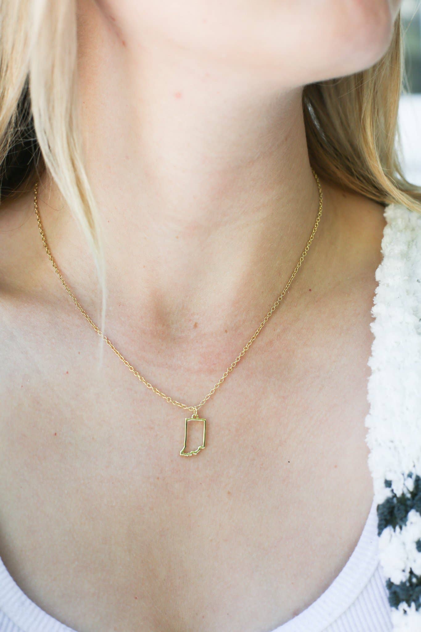 Lucky Feather - Wholesale Pendant/Charm Necklace - State Necklace - Gold - INDIANA3