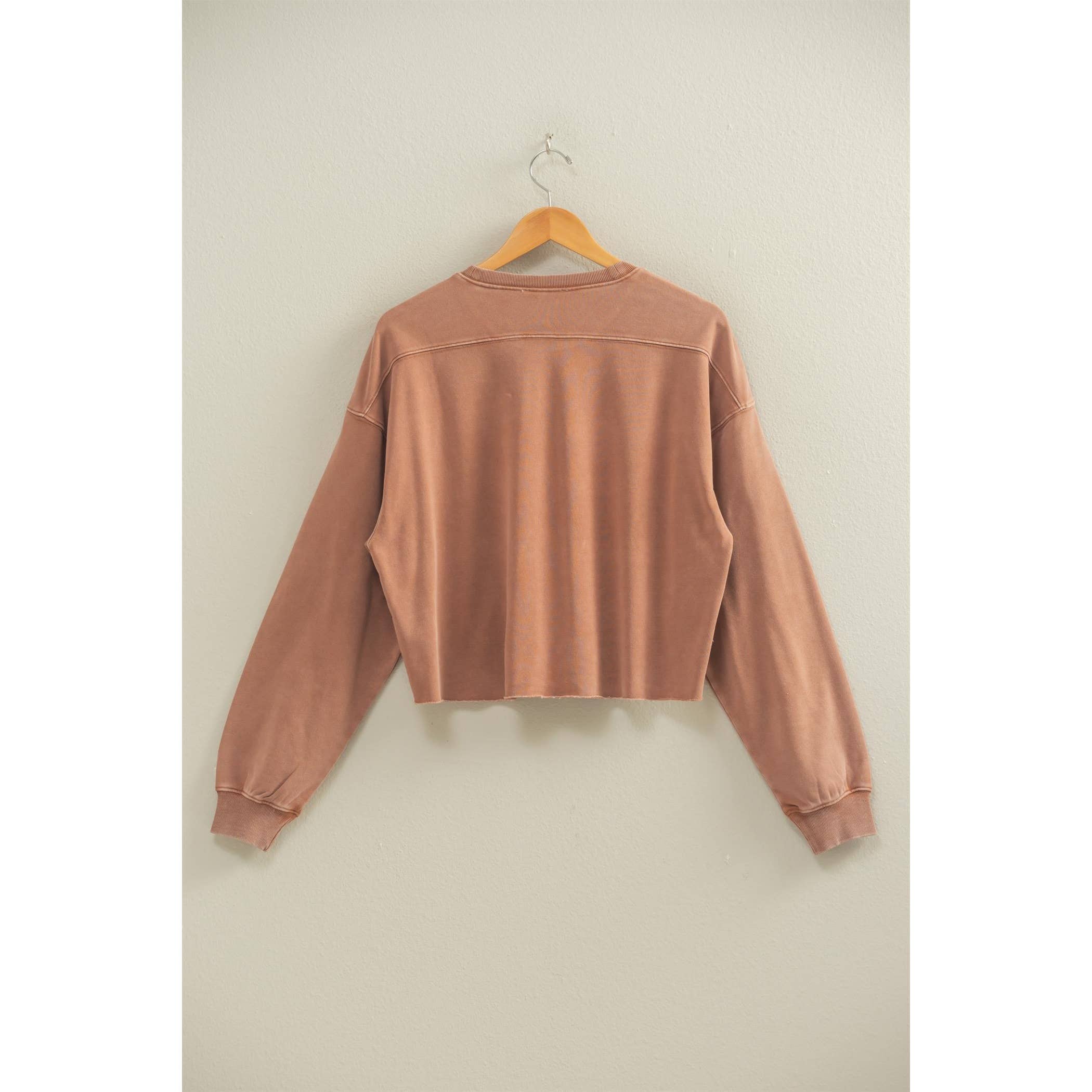 HYFVE - Wholesale Sweatshirt - Women's - Cropped Crewneck Sweatshirt With Oversized Sleeves36