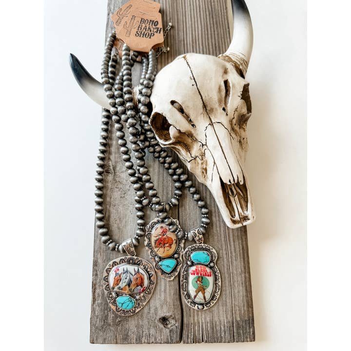 Boho Ranch Shop - Wholesale Pendant/Charm Necklace - Western Print Pendant Necklace - Navajo Style Pearl