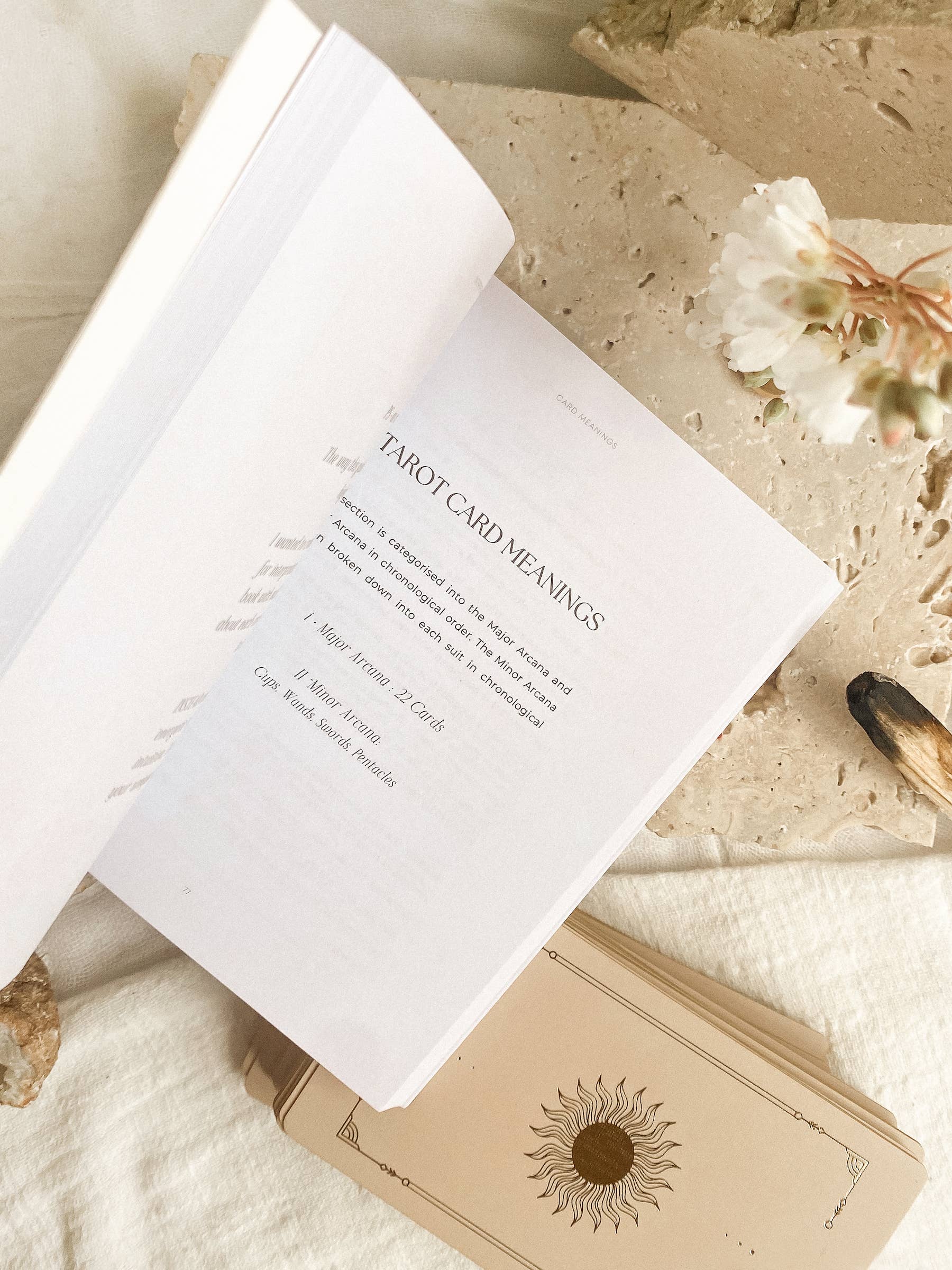 ST SOLEIL - Wholesale Tarot Cards - Lucid Dreams Beginners Tarot Deck ED IV, Beige12