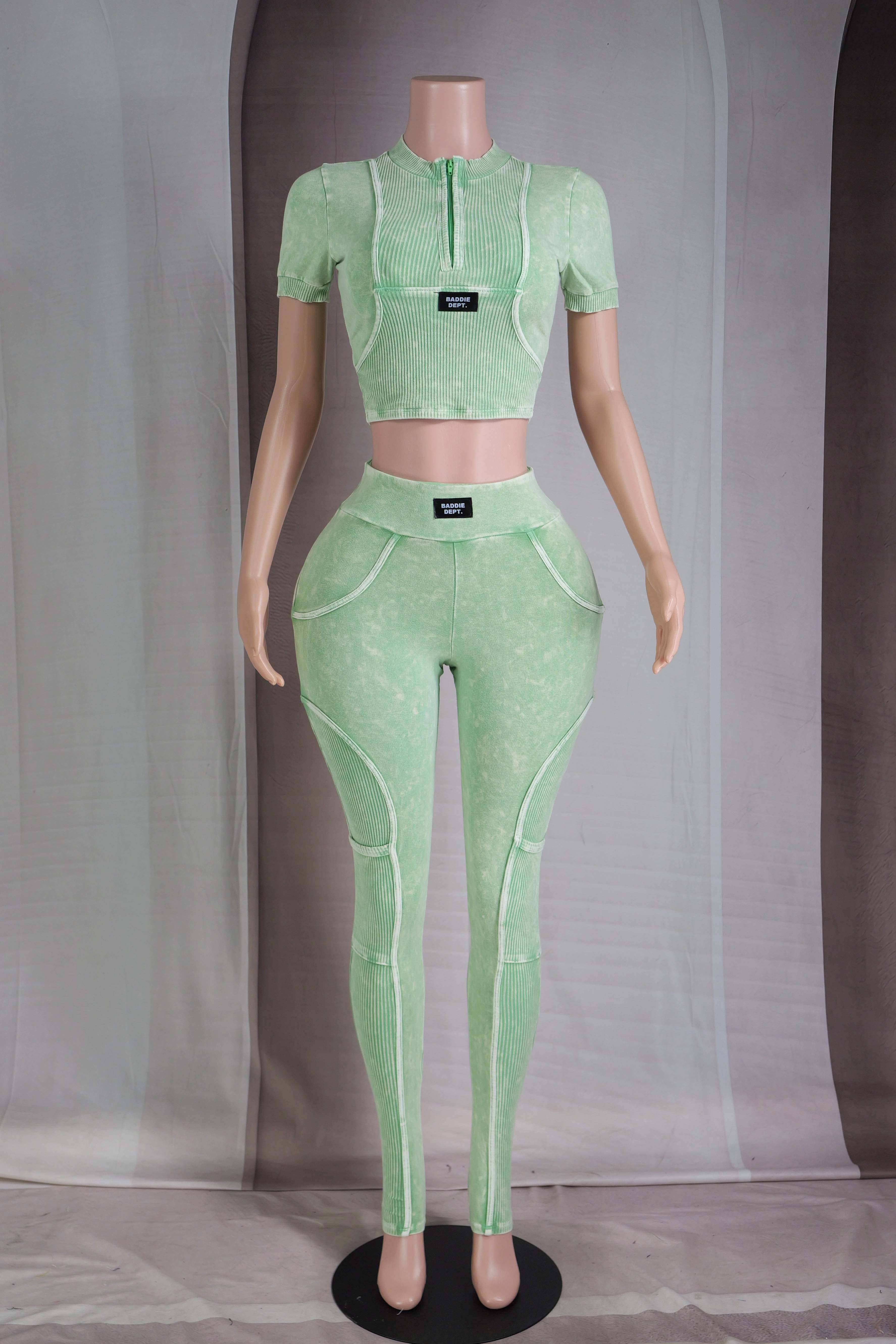 Dalia Studio - Vendita all'ingrosso Completo sportivo - Donna - SET LEGGINGS CON TASCA FUNZIONALE EFFETTO MINERALE4