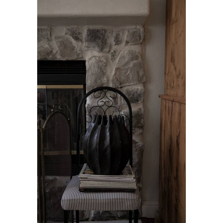 Twenty Third by Deanne - Wholesale Decorative plate/dish/bowl - Tulip Bowl Black5