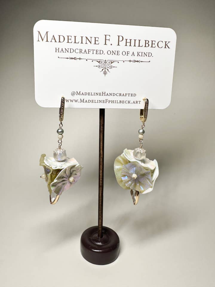 Bloom08 för wholesale av Madeline Philbeck Jewelry