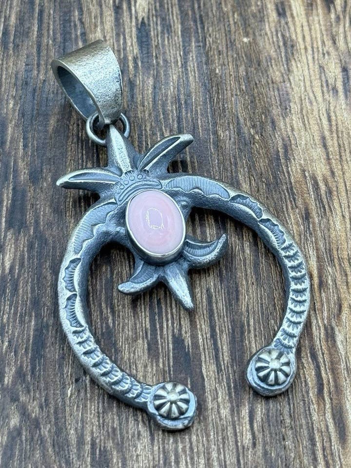 Native American Navajo Handmade Sterling Silver Old Look Pink Conch Naja Pendant for wholesale by Native City Jewelry