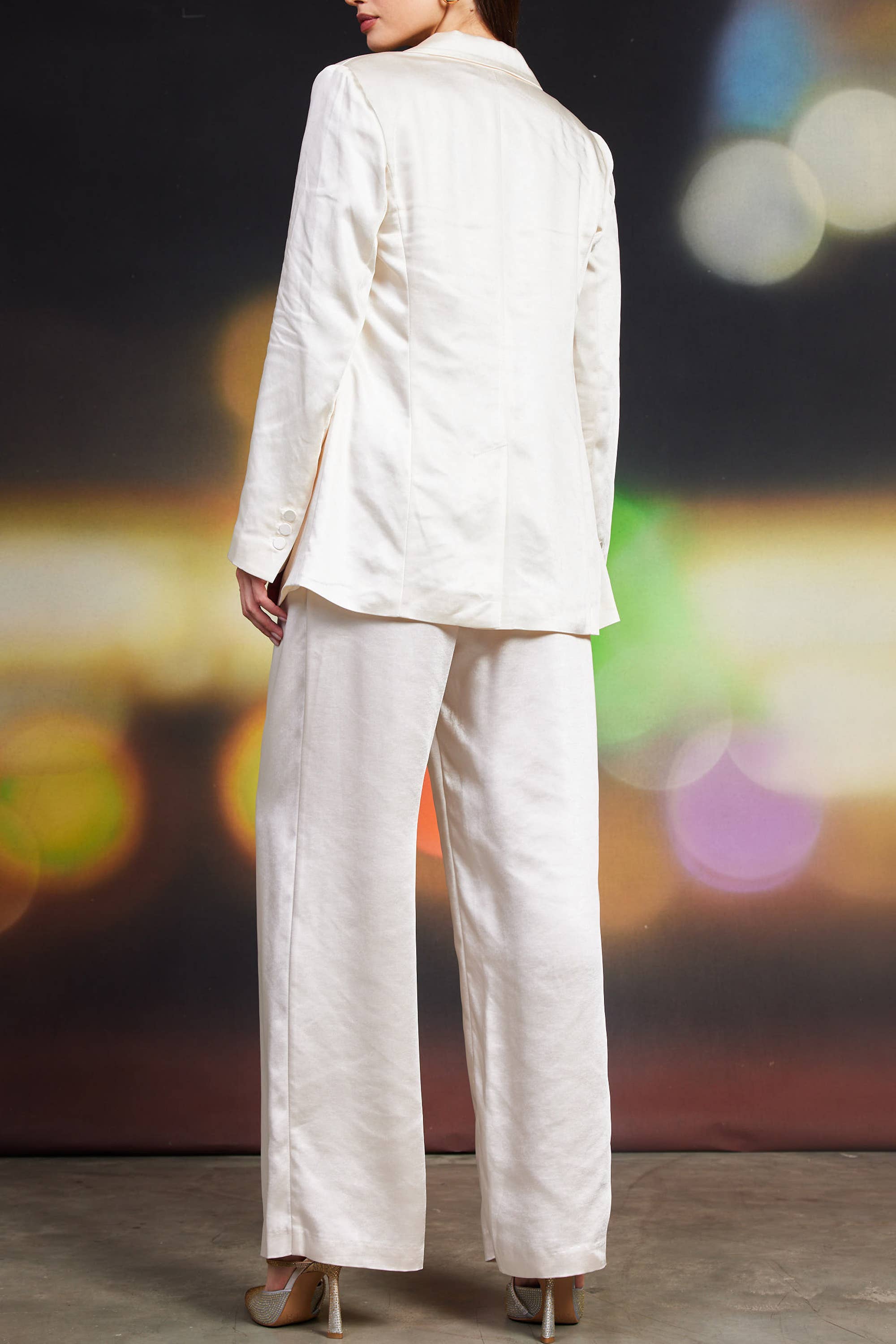 SKIES ARE BLUE - Wholesale Blazer - Women's - One button Dull Satin Blazer1