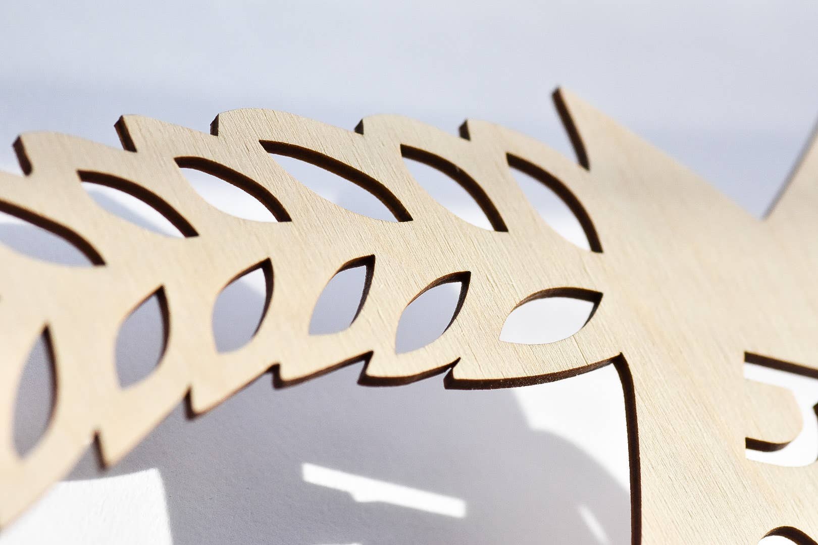 Light + Paper - Wholesale Wreath - Merry + Bright Wooden Wreath2