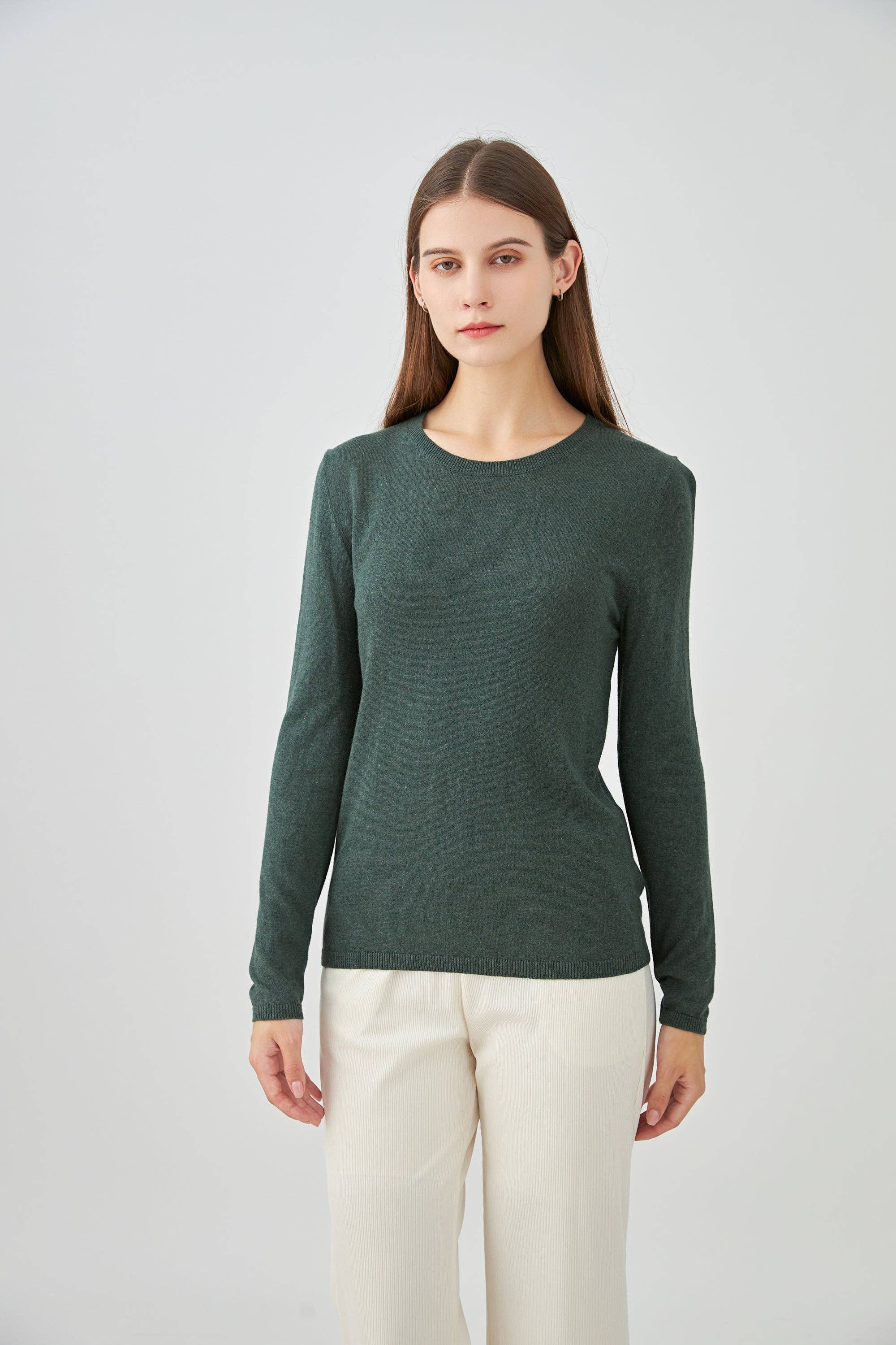 jw.atelier - Wholesale Knit Sweater - Women's - Round neck sweater in silk and cashmere6
