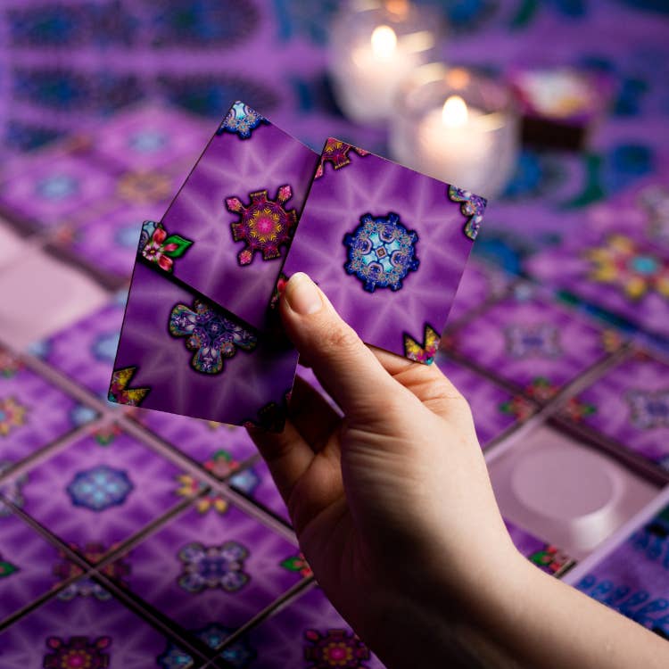 Calliope Games - Wholesale Board Game - Four Corners Kaleidoscope™ - A Living Puzzle Family Game4